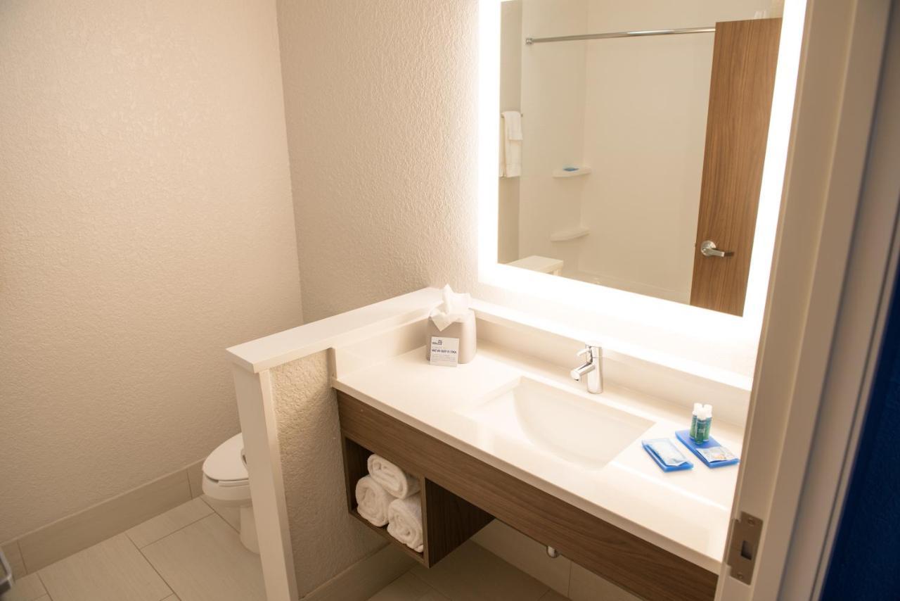 Holiday Inn Express & Suites Dayton North - Vandalia By Ihg Екстер'єр фото